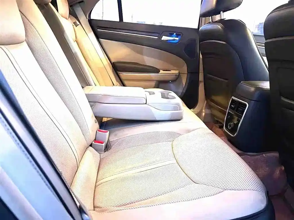 Chrysler 300 C (Import) 3.0 L Outstanding