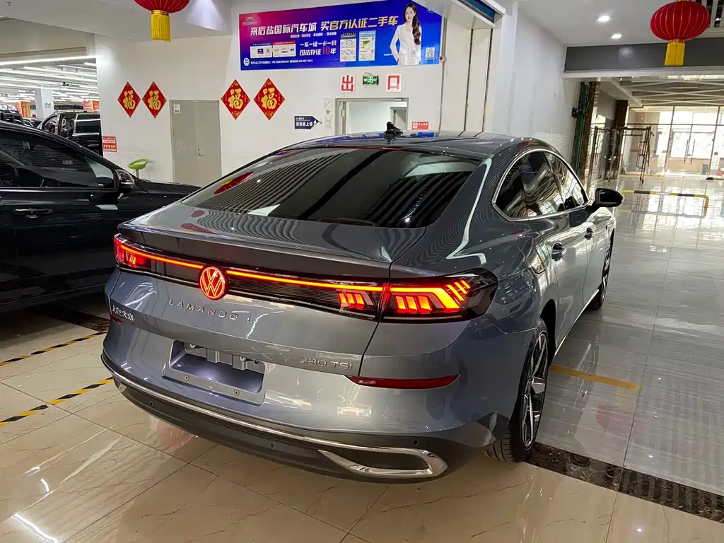 Lamando Lamando L 280 TSI DSG Spicy Cool