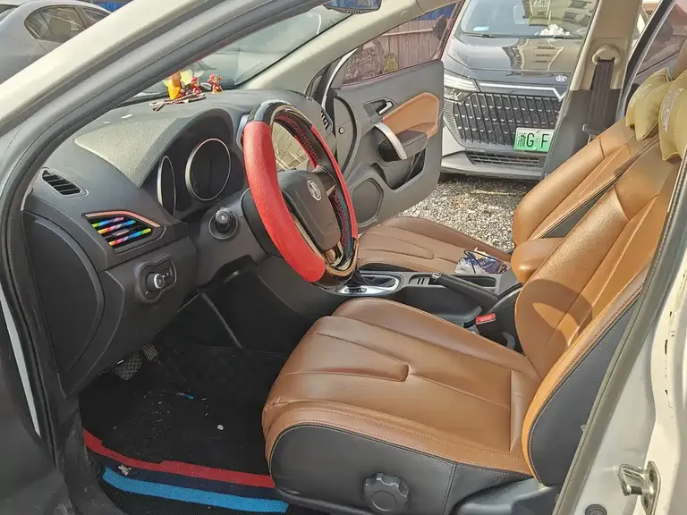 MG Ruixing 1.5 L Auto Value Luxury