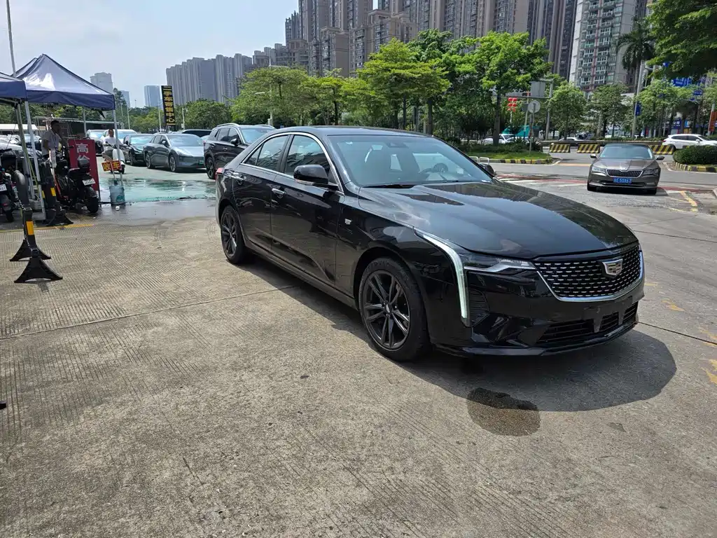 Cadillac CT4 28 T Luxury