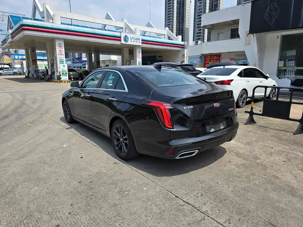 Cadillac CT4 28 T Luxury