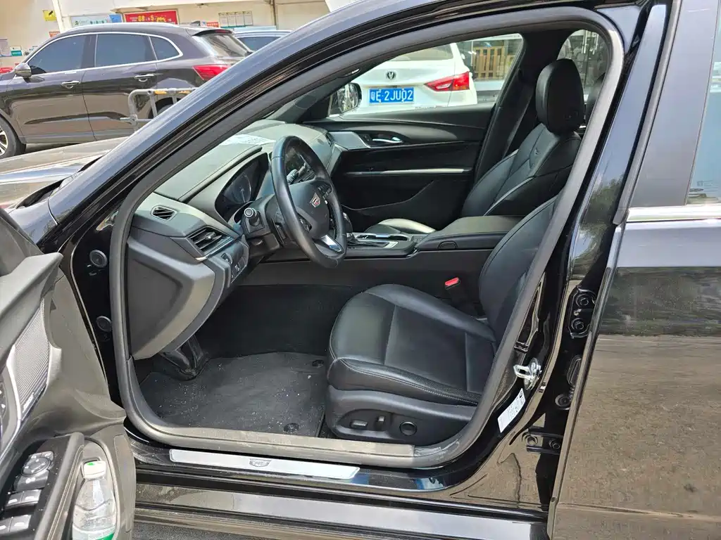 Cadillac CT4 28 T Luxury