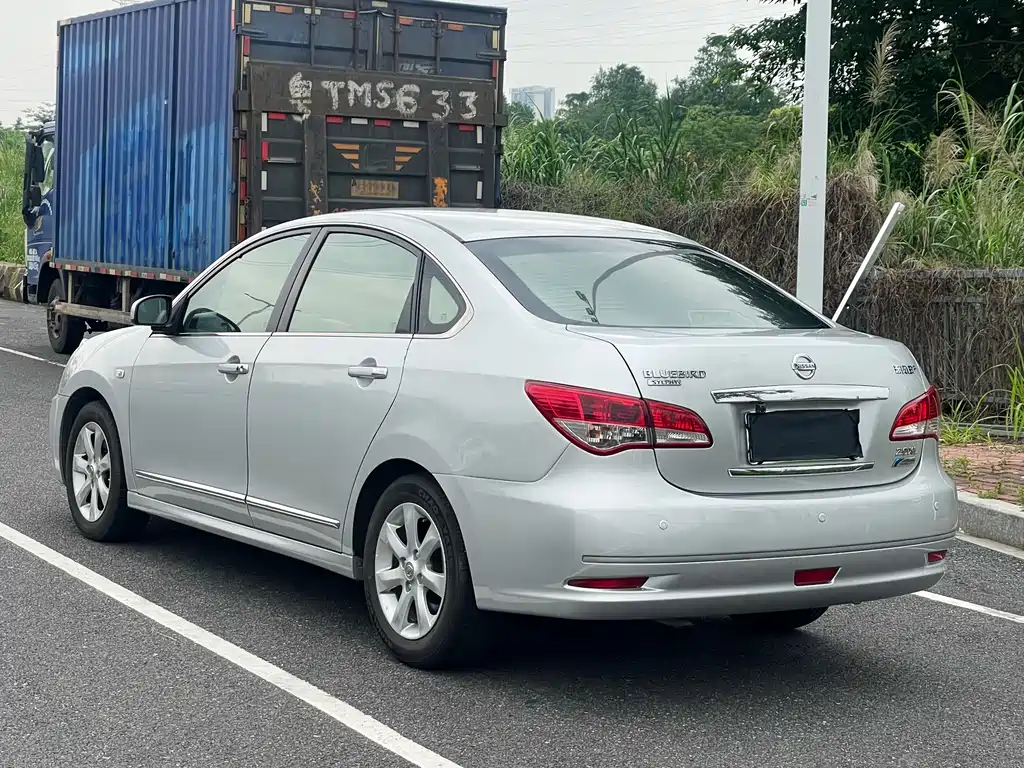 Sylphy 2.0 XL CVT Luxury