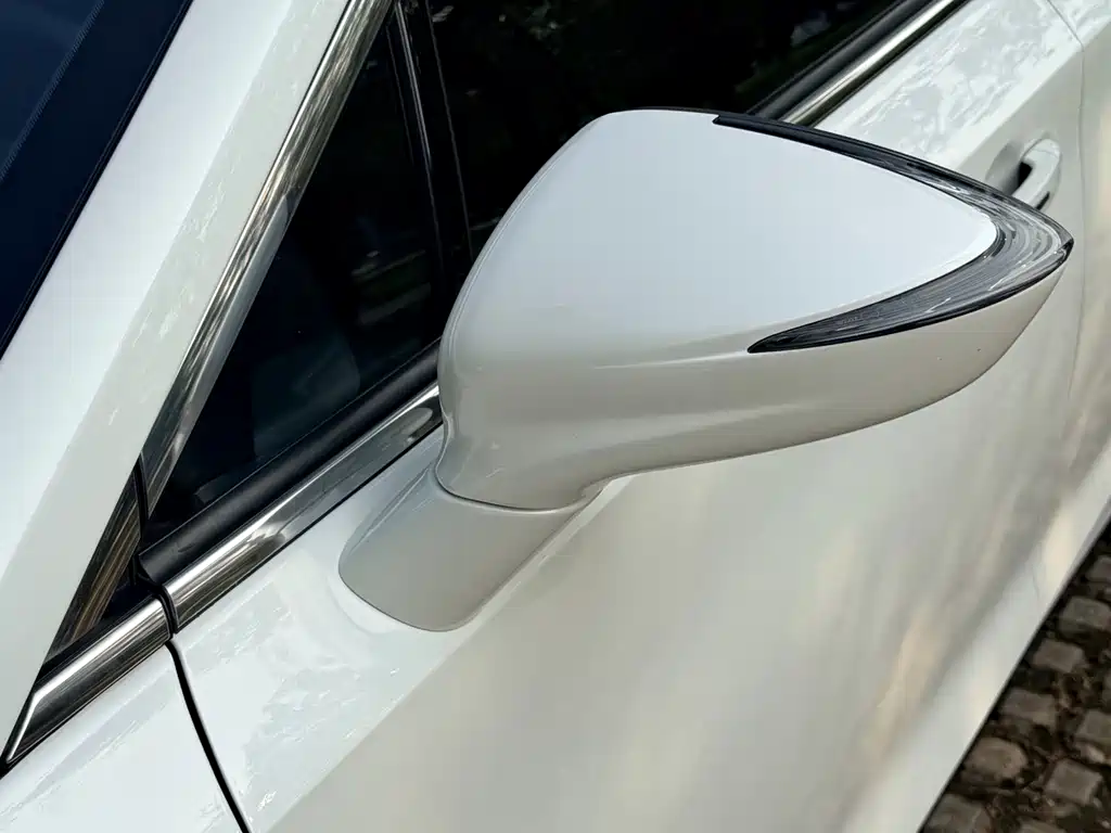 Trumpchi GA6 270 T Auto Luxury