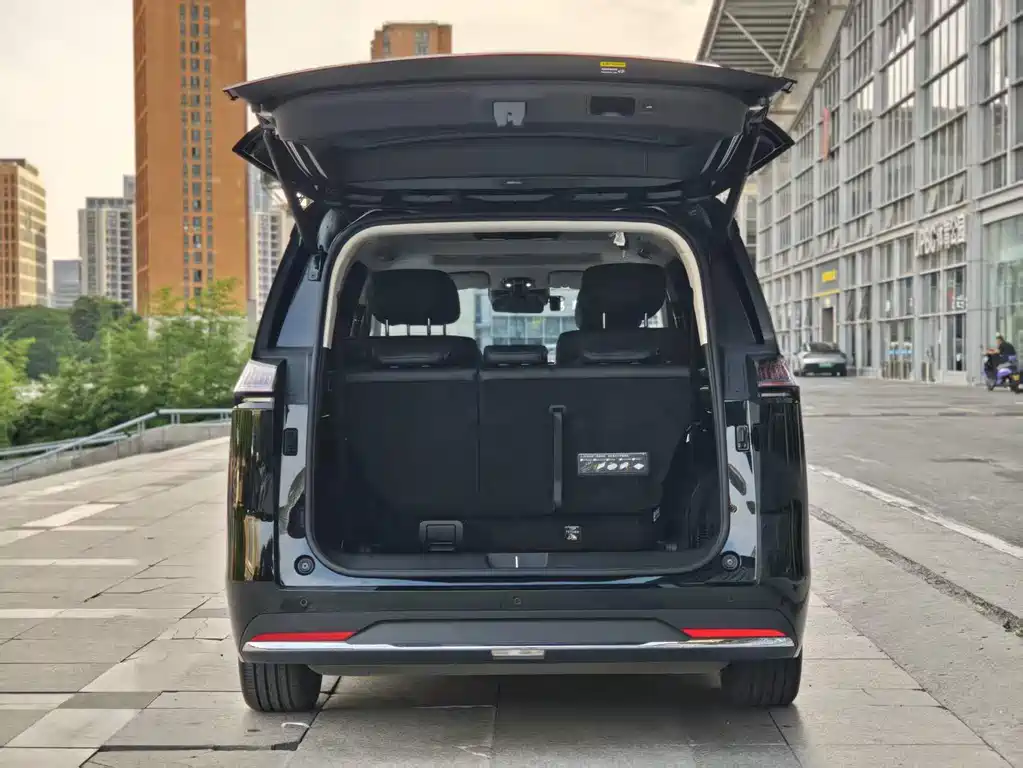 Trumpchi E8 NEV 传祺E8 PHEV 2024款 150 km MAX