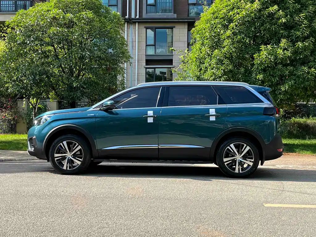 Peugeot 5008 380 THP 7-seat Elite