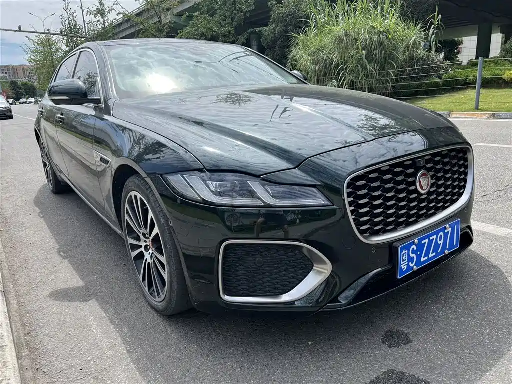Jaguar XFL XFL 2.0 T P250 2 WD Elite Sport