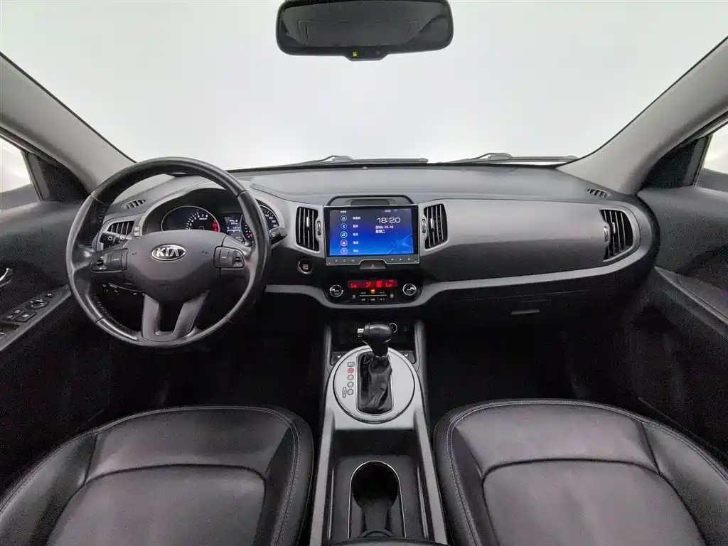 Sportage 2.0 L Auto 2 WD DLX