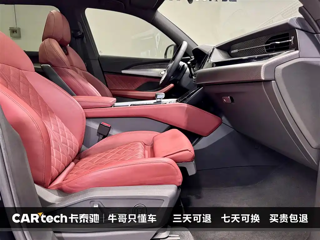 Audi Q6 45 TFSI quattro Black Warrior 6-seat