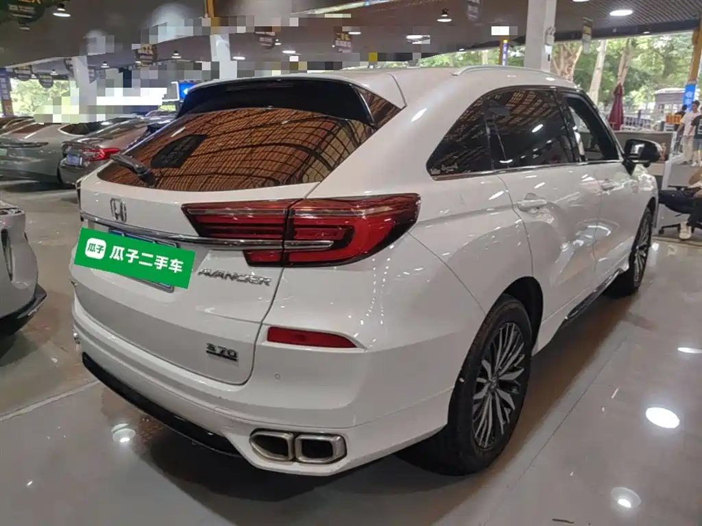 Avancier 370 TURBO 4 WD Supreme