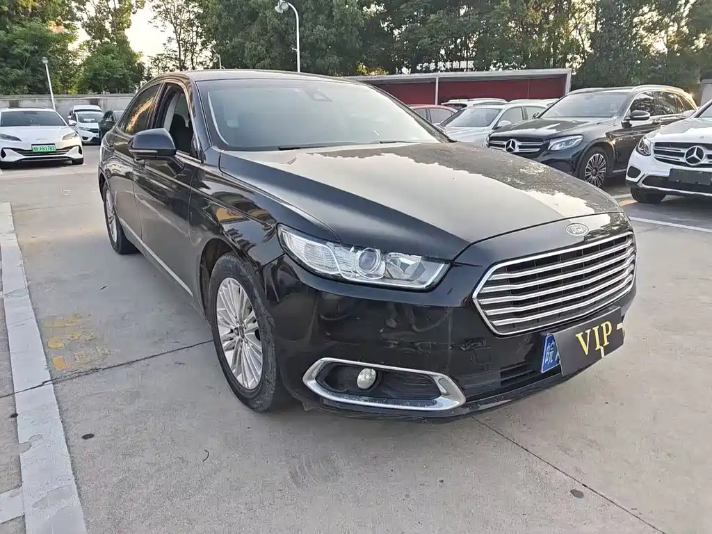Taurus EcoBoost 245 Fashion CN-V