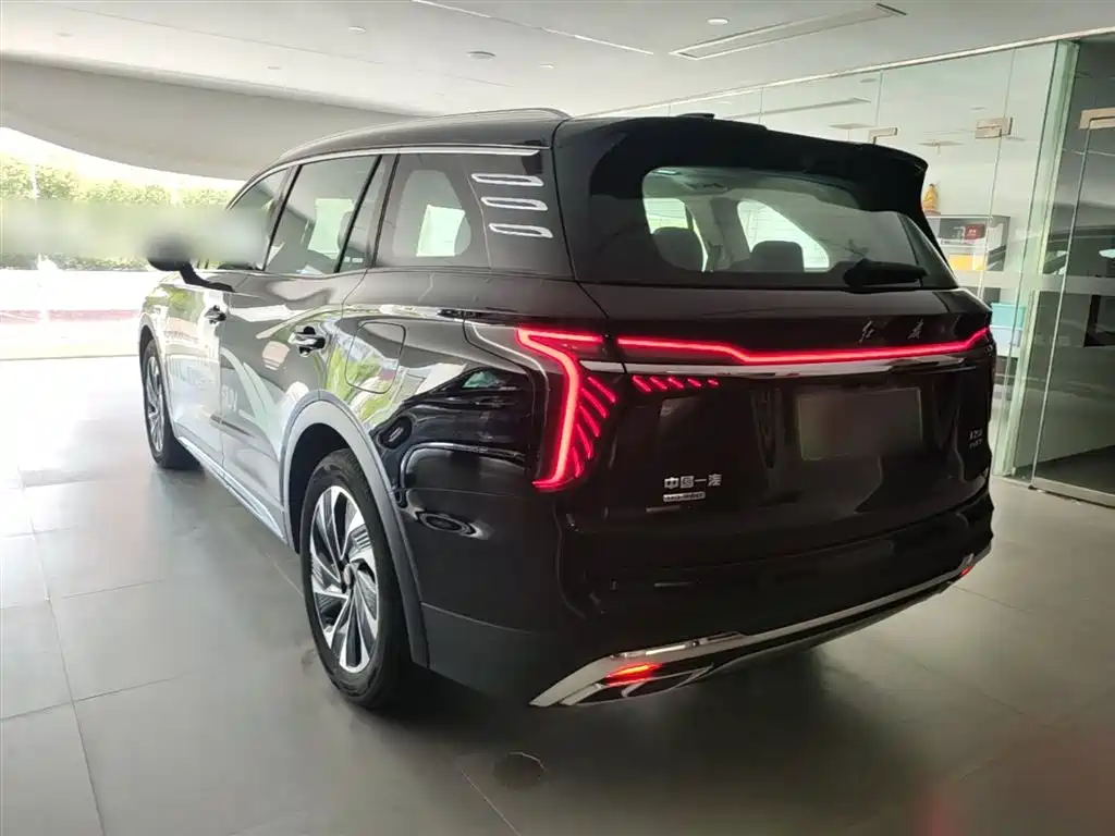 Hongqi HS7 PHEV 2.0 T PHEV 4 WD Flagship Smooth 6-seat
