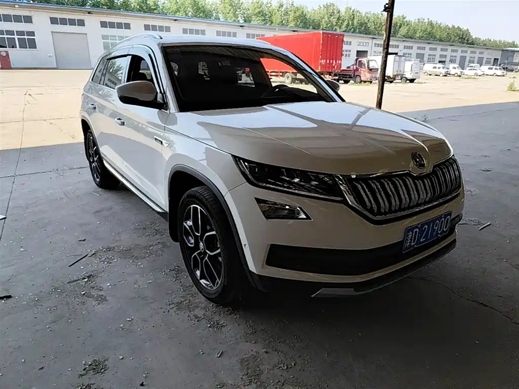 Kodiaq TSI330 7-seat 2 WD Luxury Enjoyment