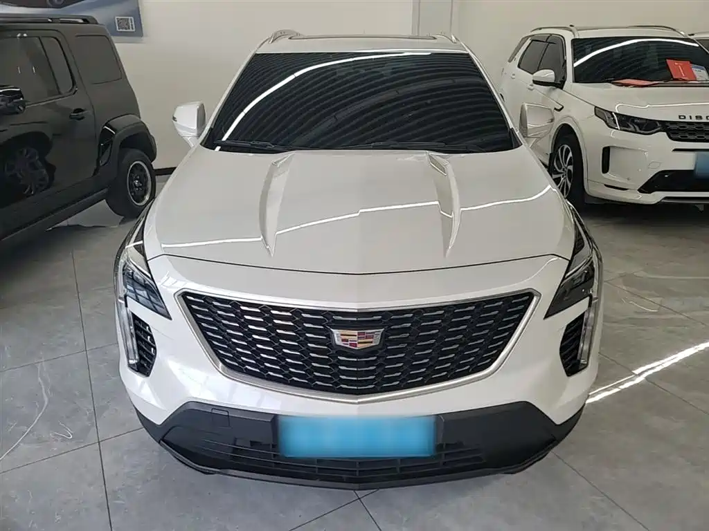 Cadillac XT4 28 T 2 WD Tech