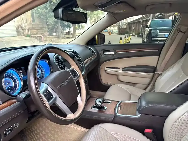 Chrysler 300 C (Import) 3.0 L Outstanding
