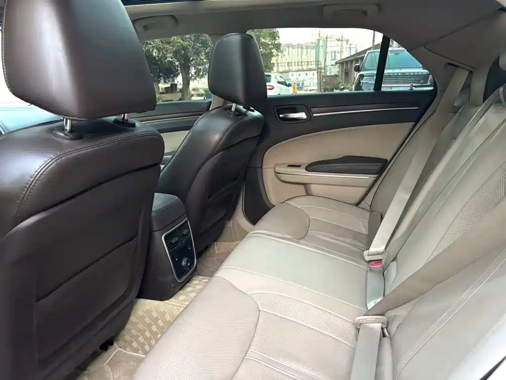 Chrysler 300 C (Import) 3.0 L Outstanding