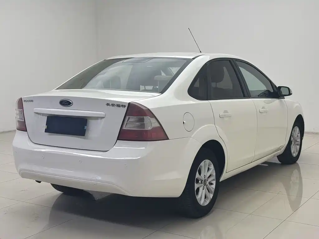 Focus Sedan Classic 1.8 L Auto Basic
