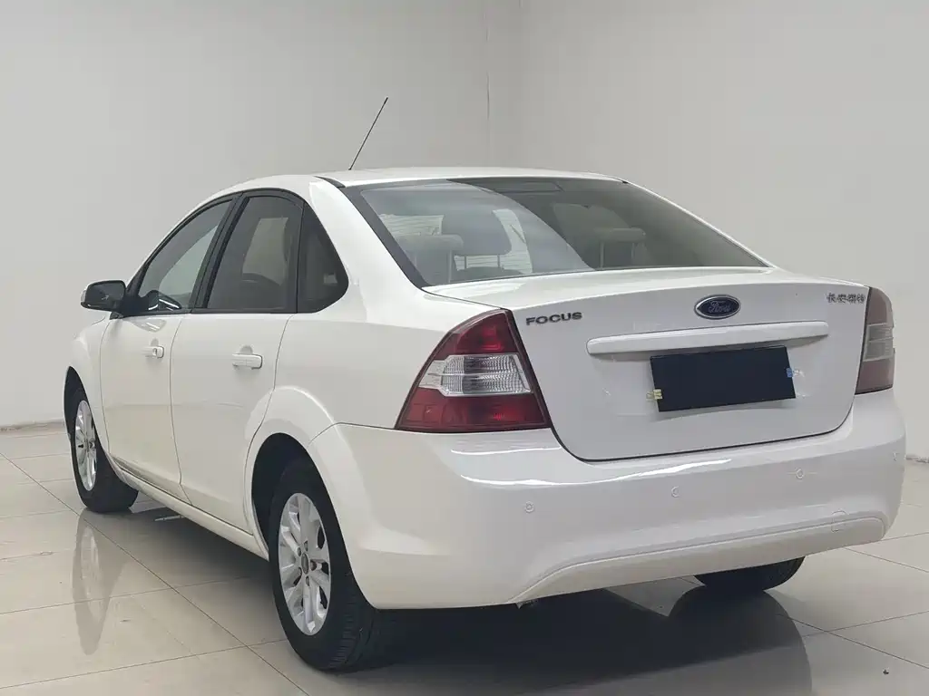Focus Sedan Classic 1.8 L Auto Basic