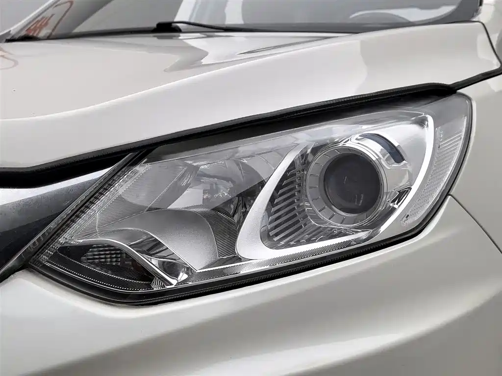 Senova X35 1.5 L Manual Luxury