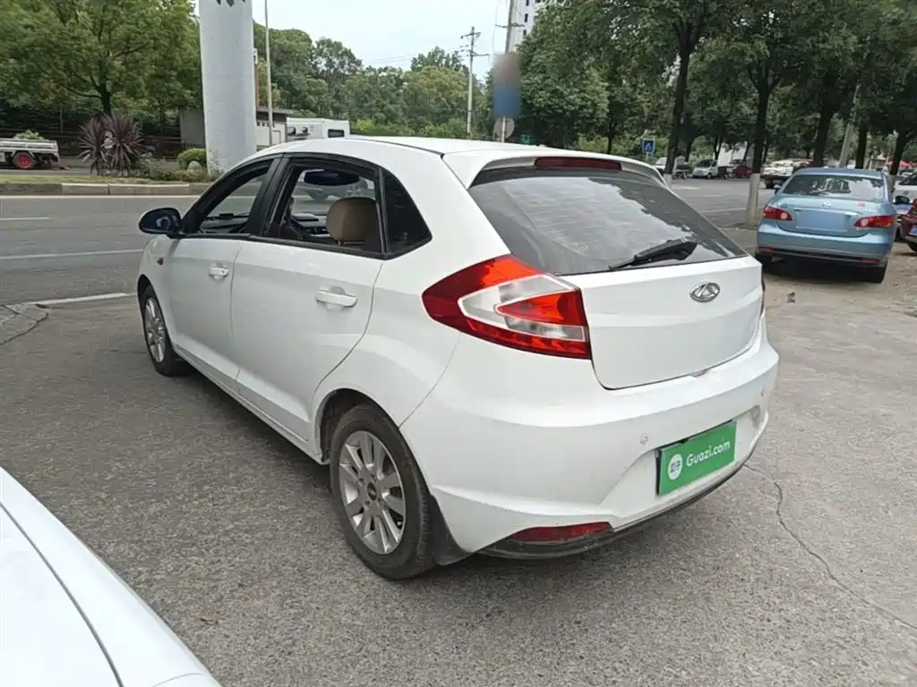Fengyun 2 1.5 L Manual New Sharp