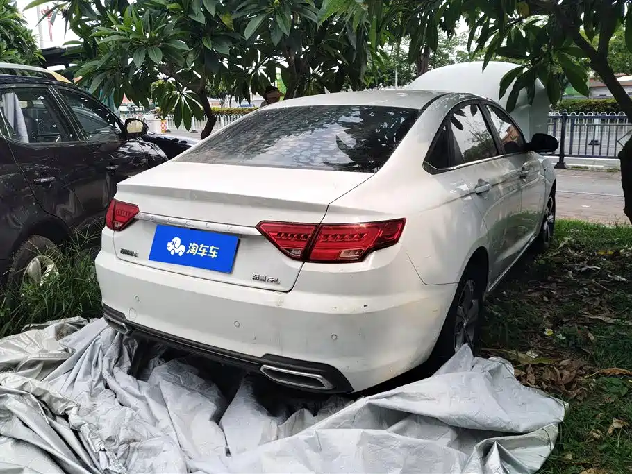 Emgrand GL 1.4 T DCT Elite Connected