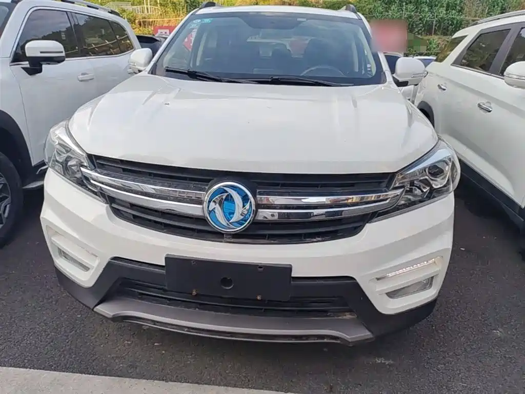 Fengguang S560 1.8 L Manual Comfort 7-seat