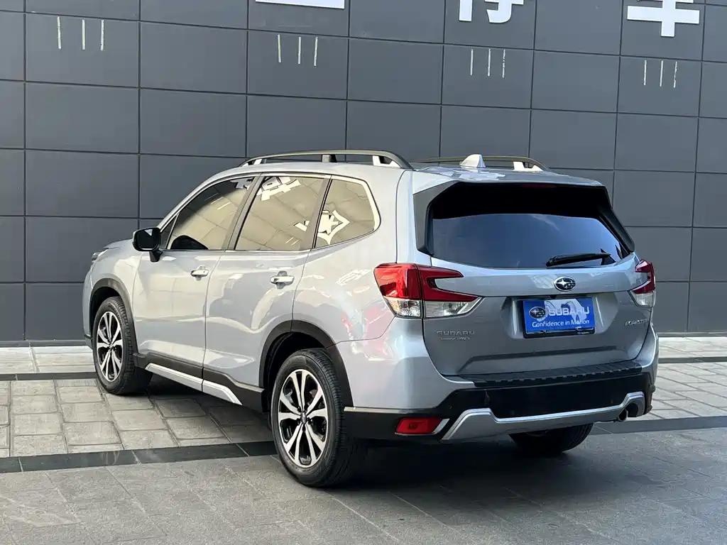 Forester 2.0 i Flagship EyeSight