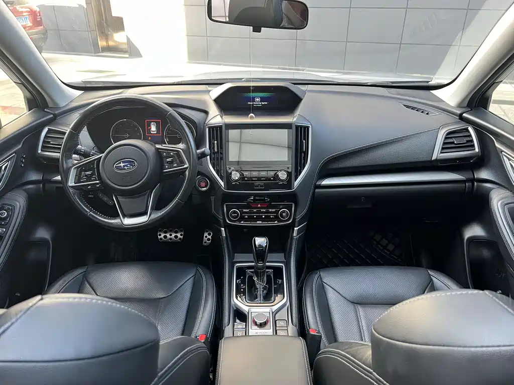 Forester 2.0 i Flagship EyeSight