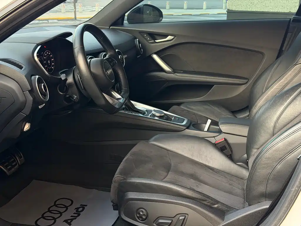 Audi TT TT Coupe 45 TFSI quattro