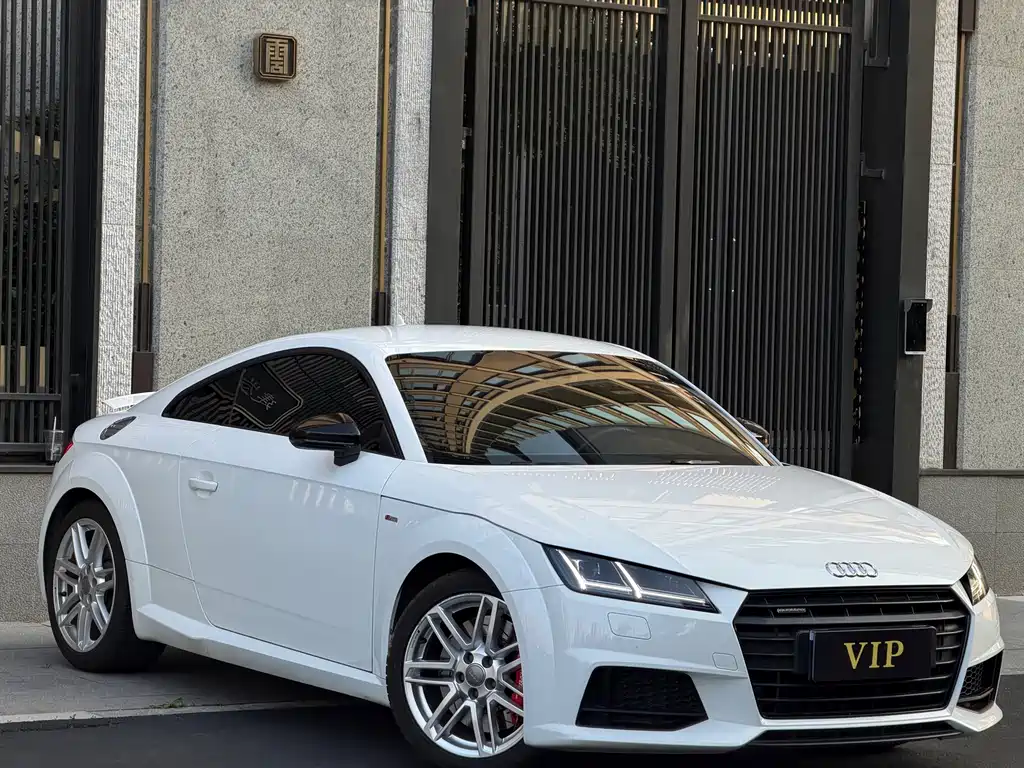 Audi TT TT Coupe 45 TFSI quattro