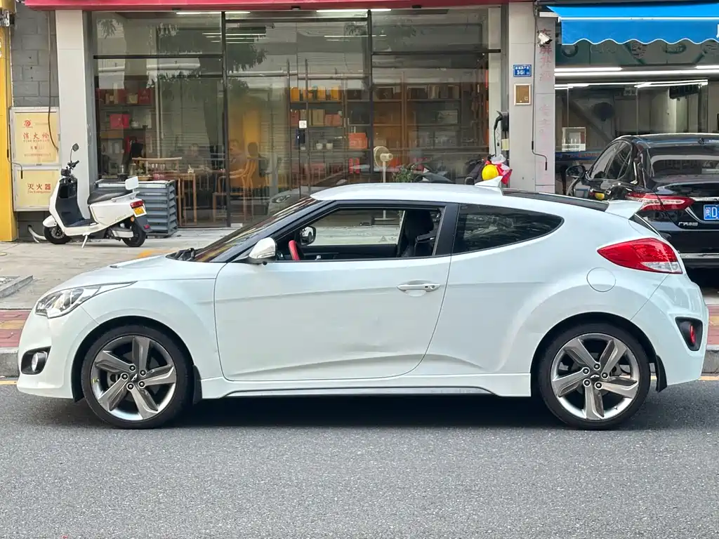 Veloster 1.6 T Auto Luxury