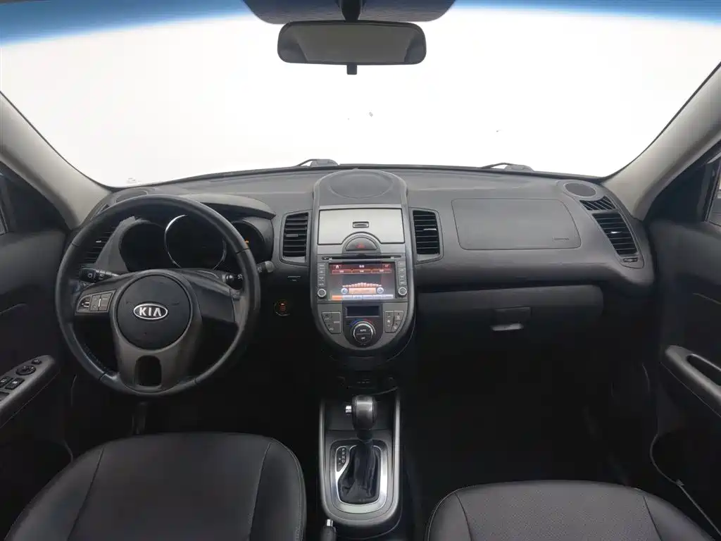 Soul 1.6 L AT Premium