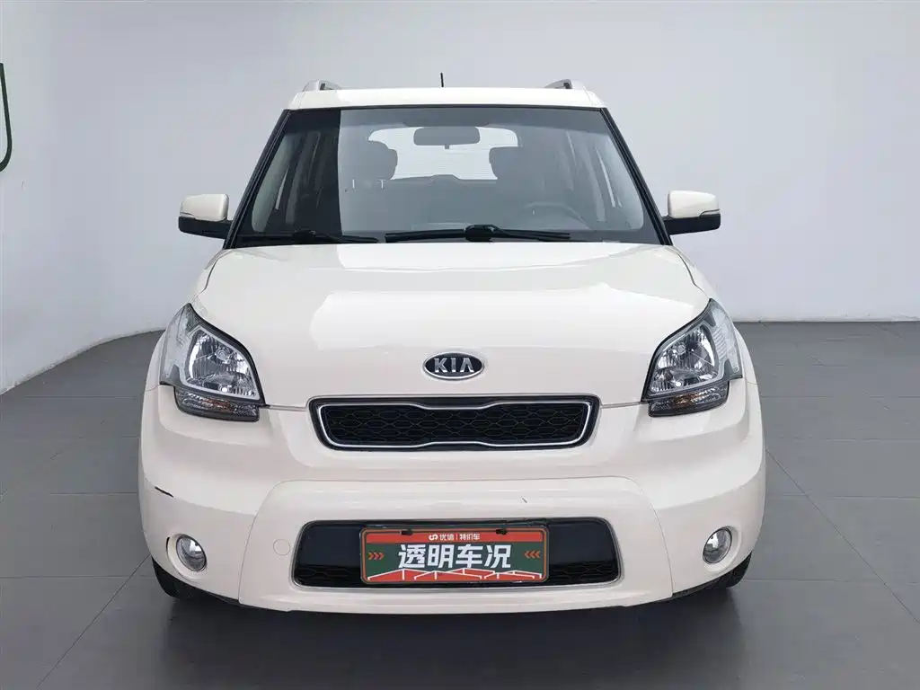 Soul 1.6 L AT Premium