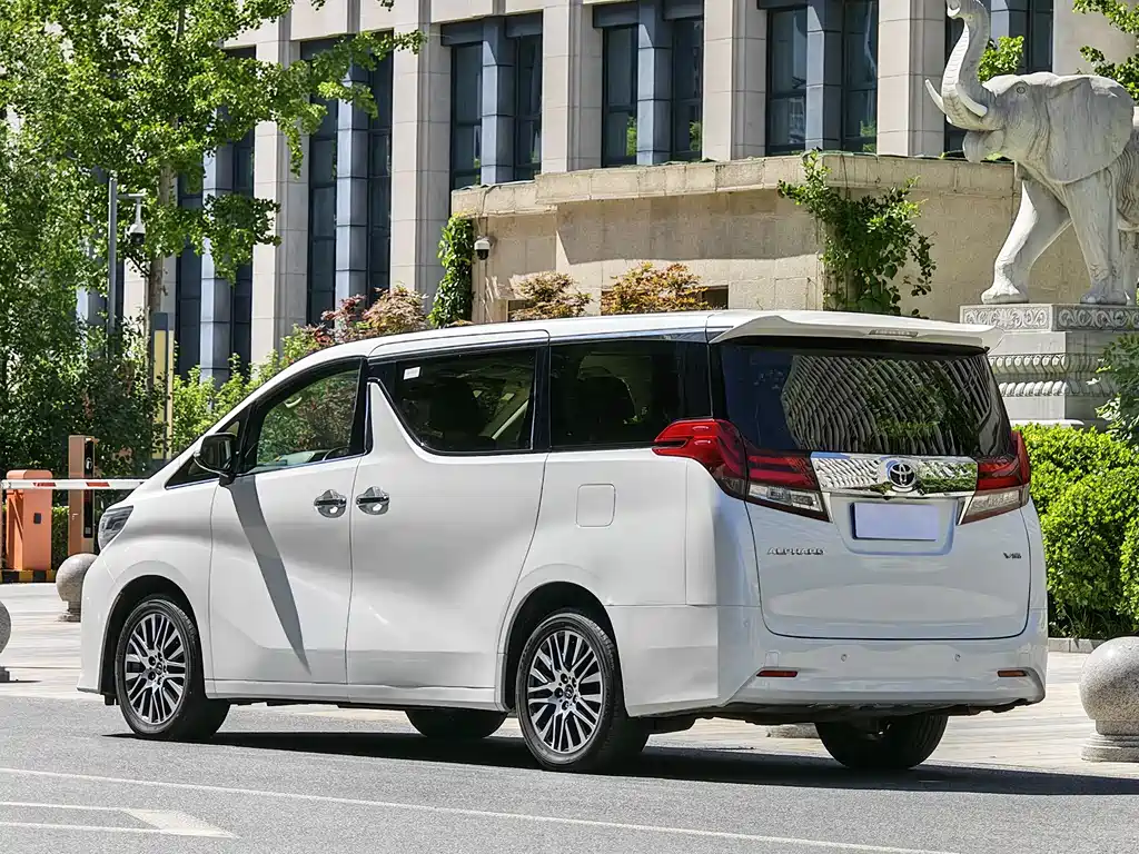Alphard 3.5 L Luxury