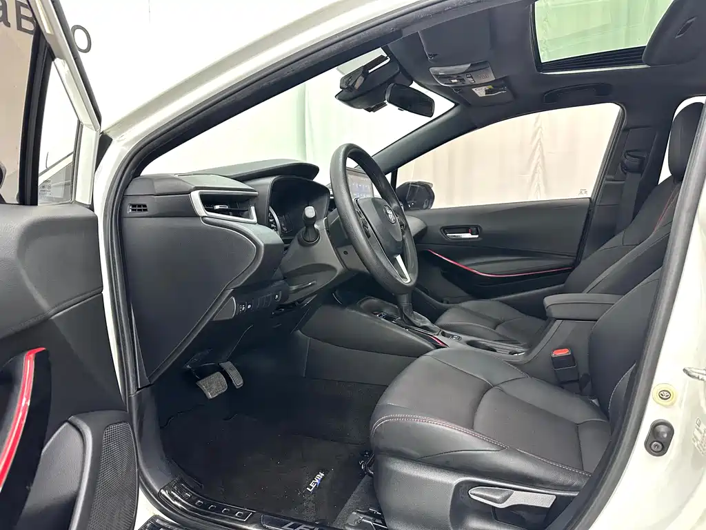 Levin Dual Engine 1.8 H E-CVT Sport