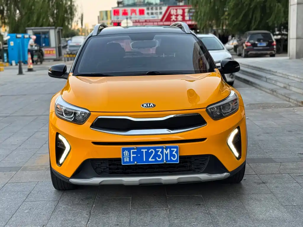 Stonic 1.4 L Auto Fun Enjoyment CN-V