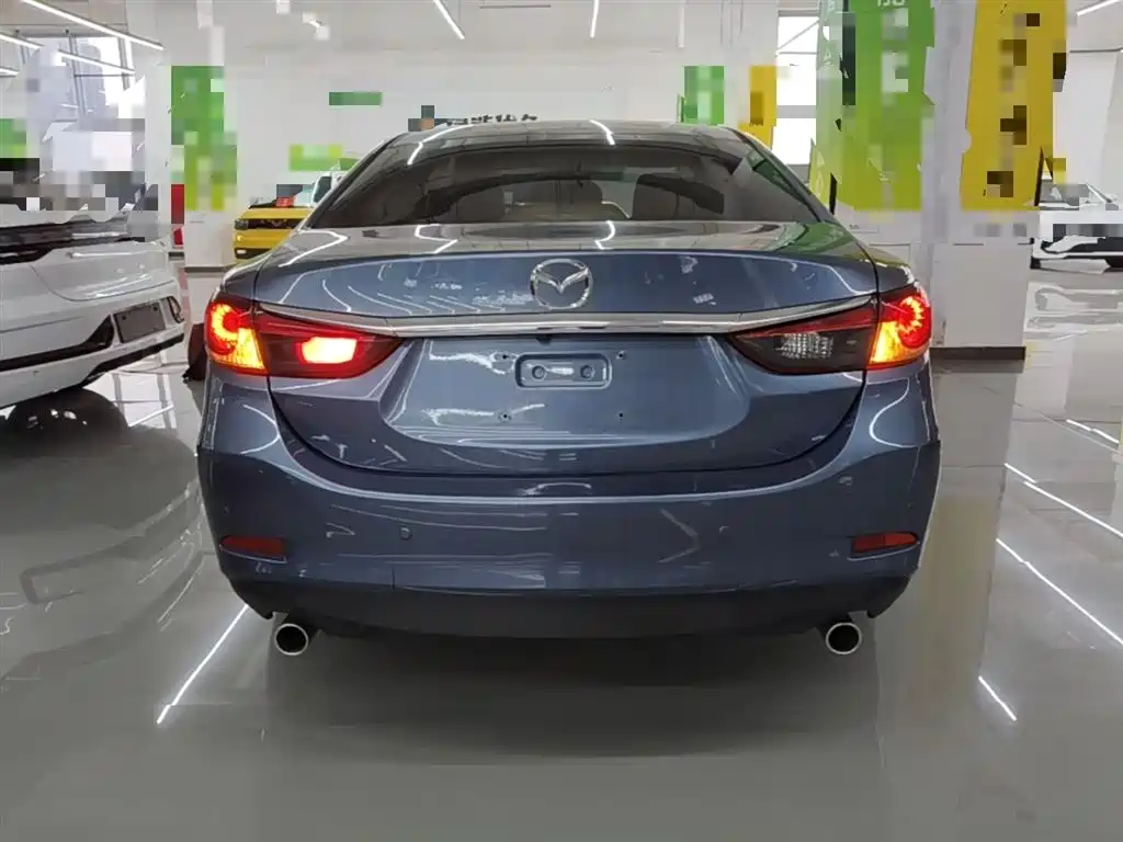 Atenza 2.0 L Blue Sky Luxury