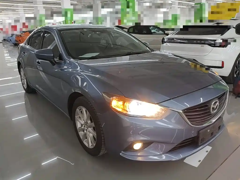 Atenza 2.0 L Blue Sky Luxury