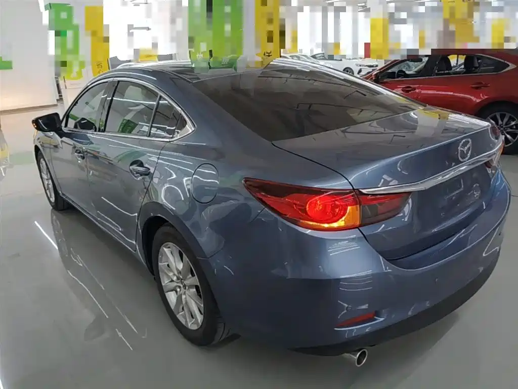 Atenza 2.0 L Blue Sky Luxury