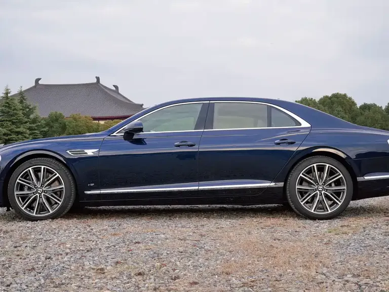 Bentley Flying Spur 4.0 T V8 Standard