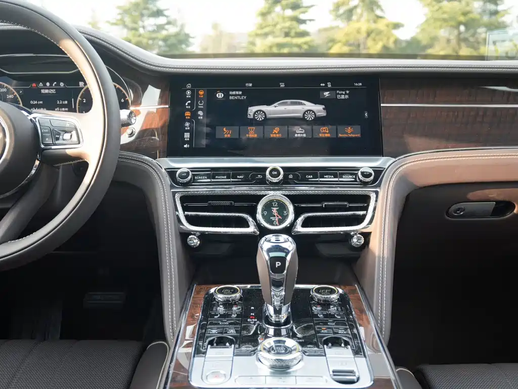 Flying Spur 4.0 T V8 Standard