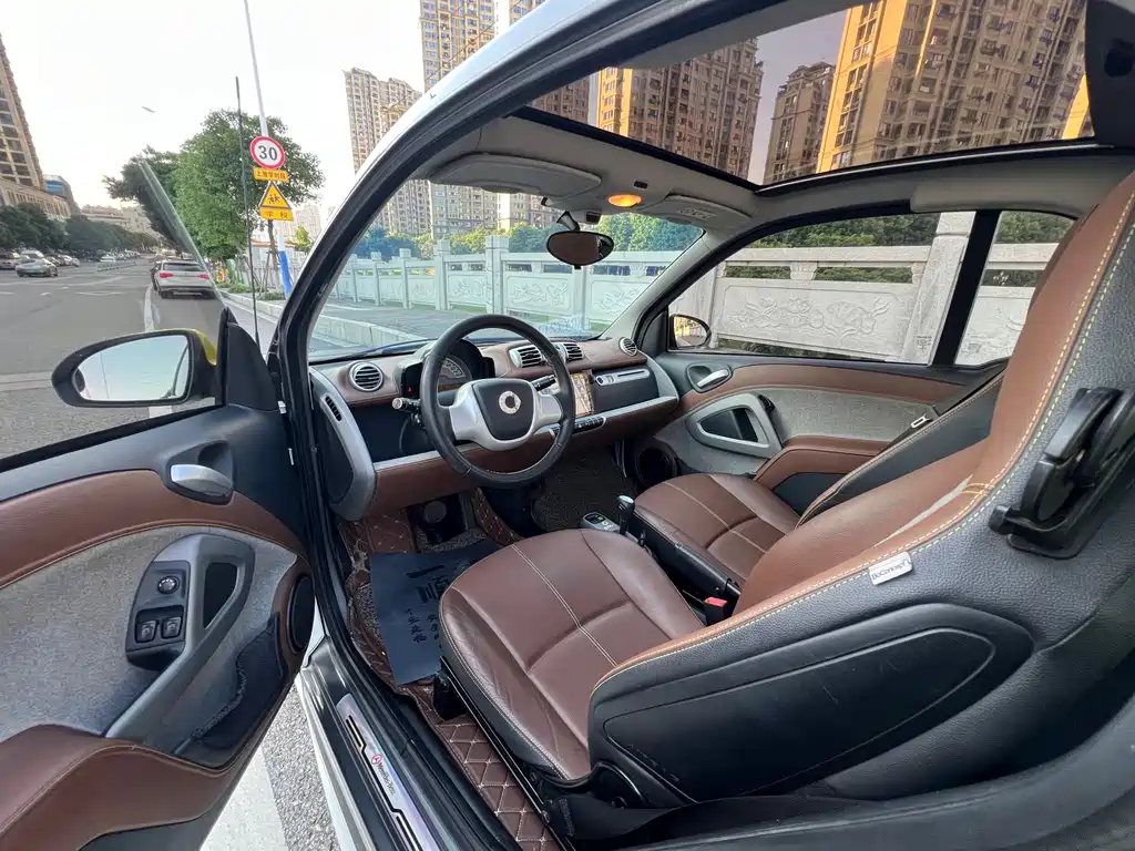 smart fortwo 1.0 MHD Hardtop BoConcept Special Edition