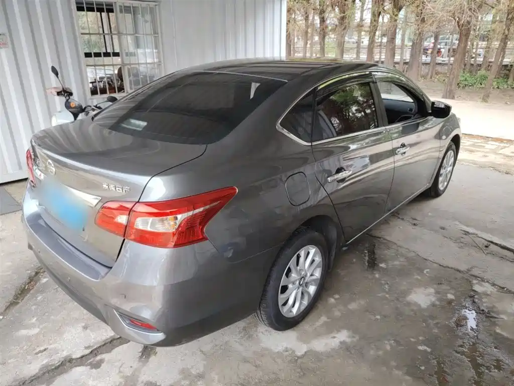 Sylphy Facelift II Classic 1.6 XE CVT Comfort