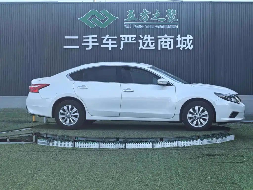 Teana Facelift 2.0 L XL Comfort