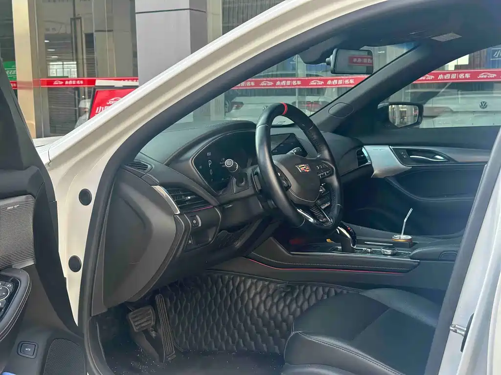 Cadillac CT5 Facelift 28 T Luxury