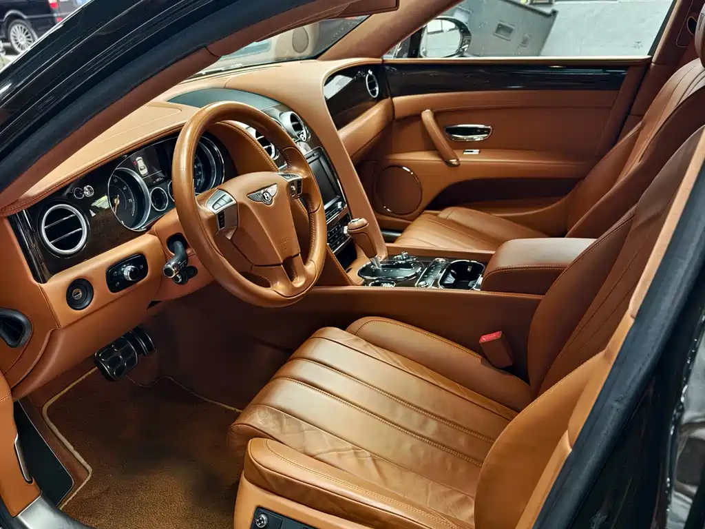 Flying Spur 4.0 T V8 Standard