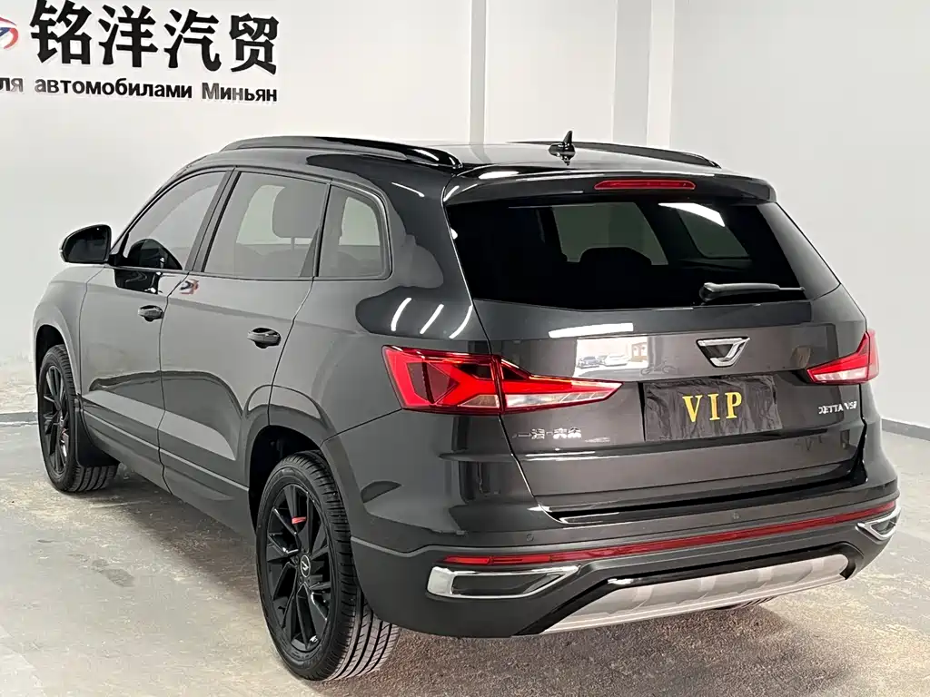 Jetta VS7 Black Sharp 1.4 T Auto Joy