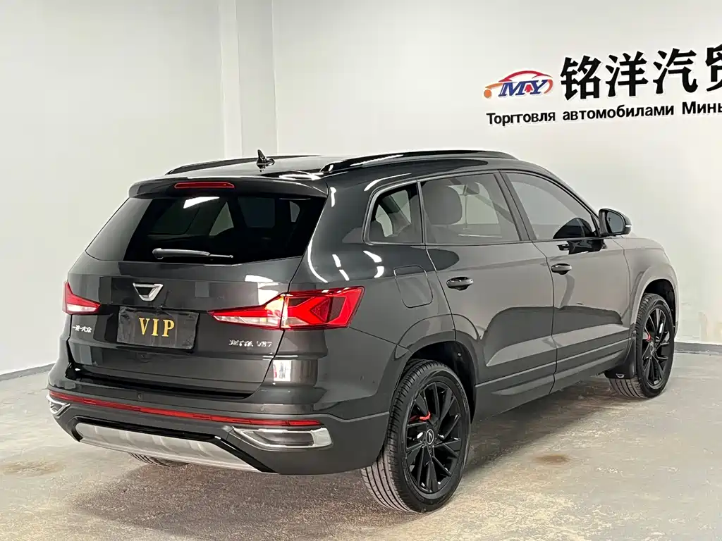 Jetta VS7 Black Sharp 1.4 T Auto Joy