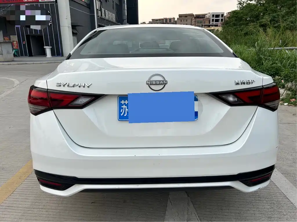 Sylphy 1.6 L CVT Joy