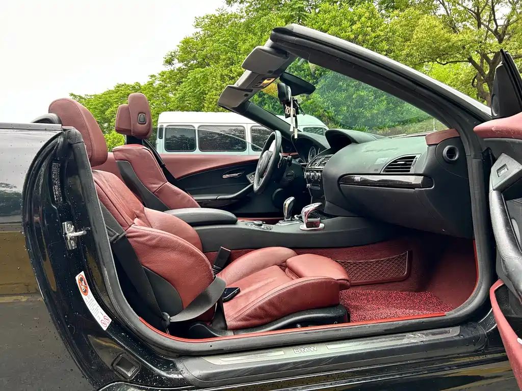 BMW 6 Series 630 i Convertible Coupe